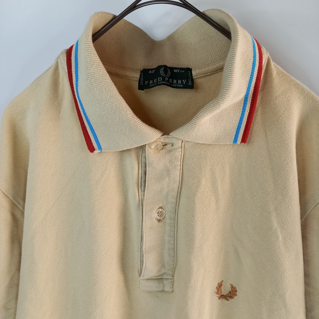 フレッドペリー　半袖ポロシャツ　襟ライン　刺繍ロゴ　ベージュ　ユーロ古着