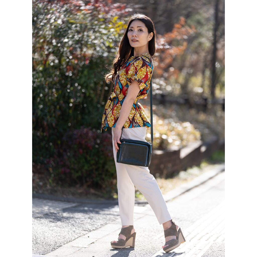 ペプラムブラウス 唐草 オークル × ブルー × レッド（日本縫製