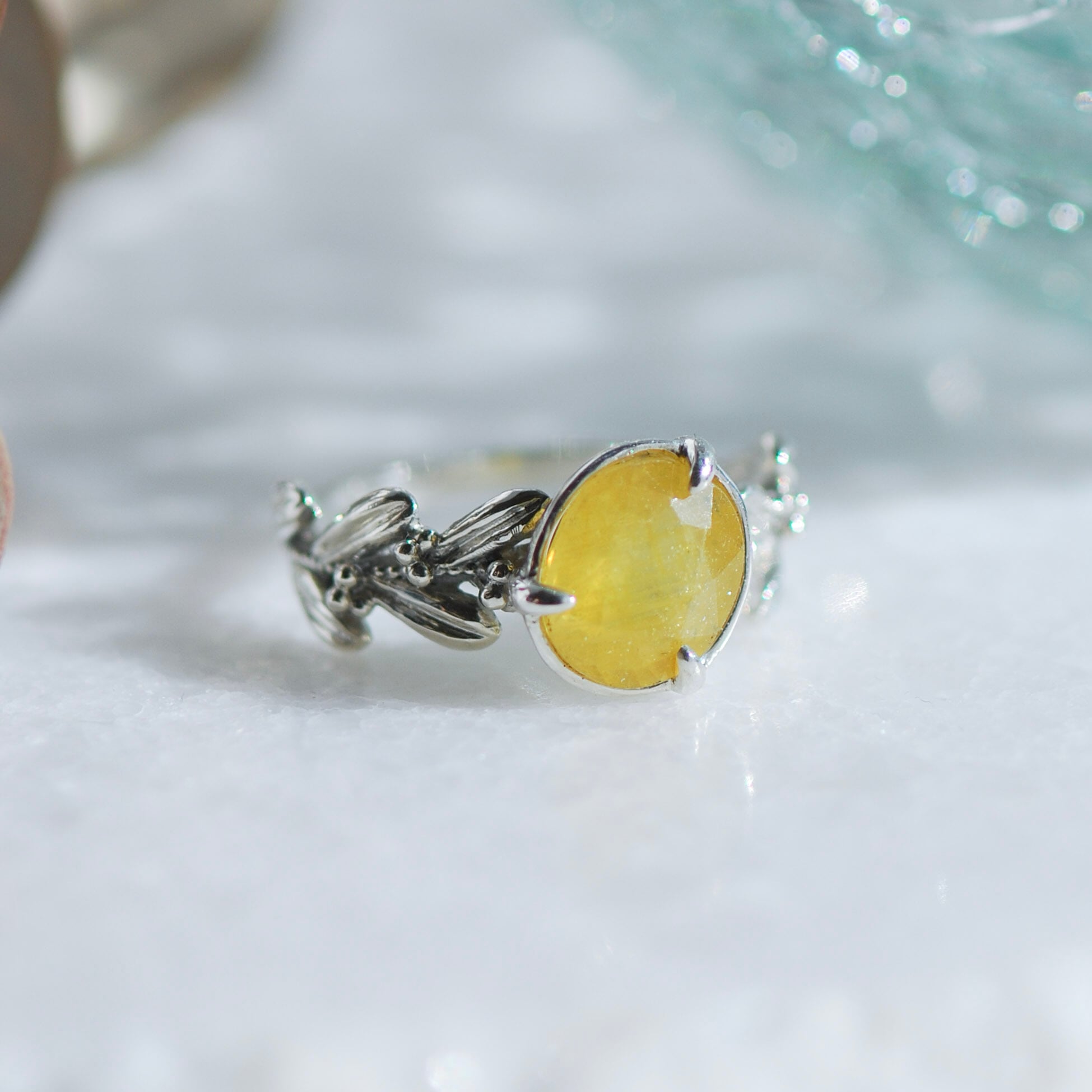 イエローサファイア オリーブモチーフのリング【1点限定