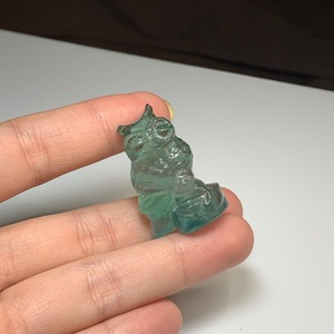 4.可愛いふくろう・フローライト