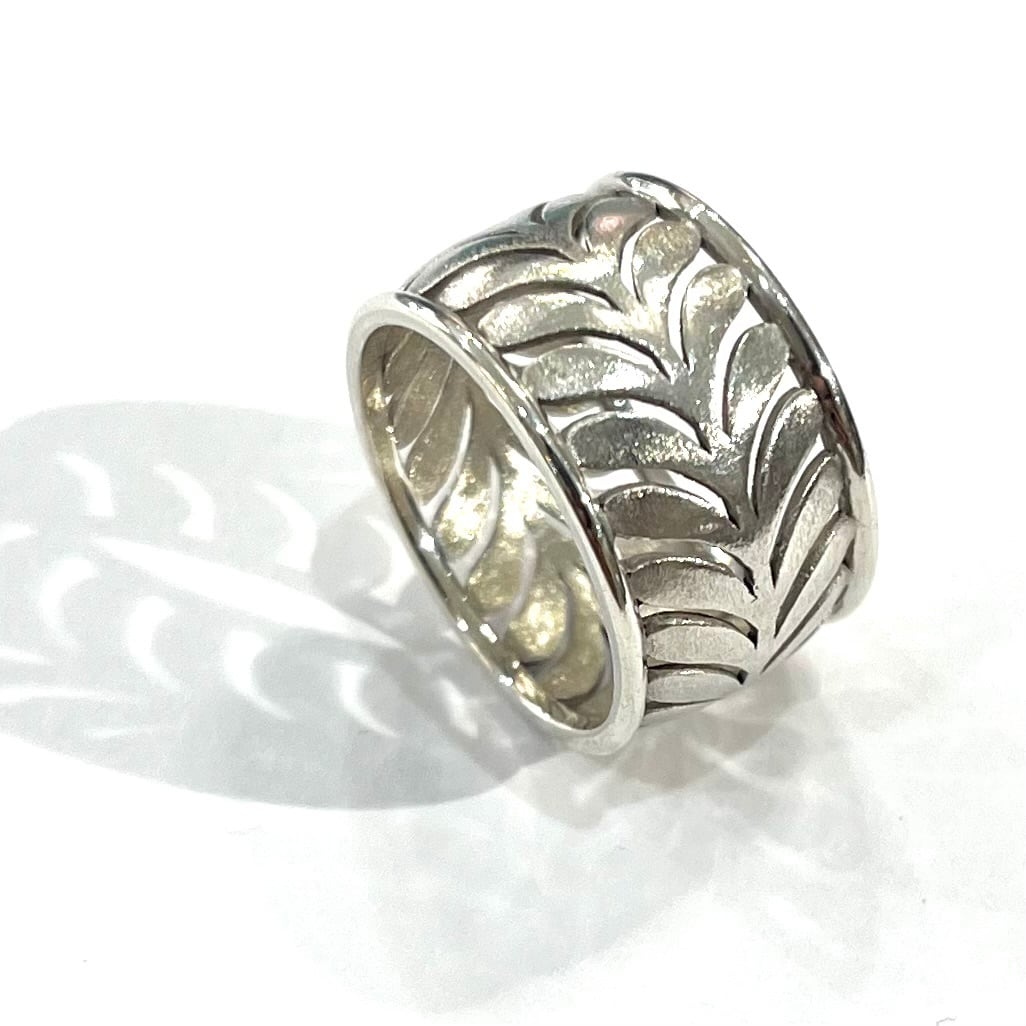 TIFFANY & Co.】【約15号】2855 Villa Paloma Palm リーフリング