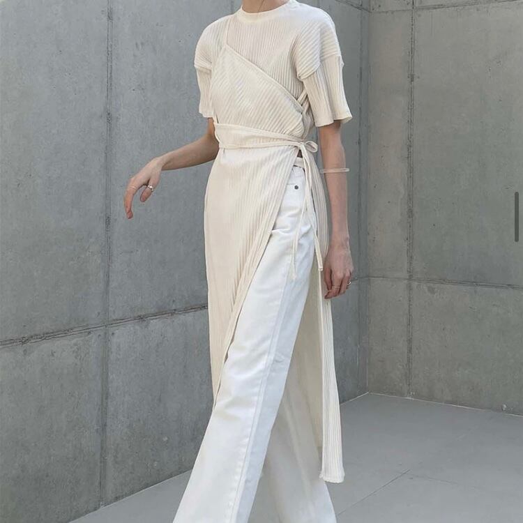 アシンメトリーチュニック丈トップス