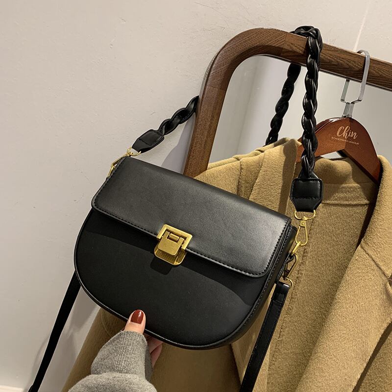 オータムウィンターレッド 秋物 冬物 メッセンジャーバッグ サドルバッグ シートバッグ Tiancai_Wing_Bag40146193769