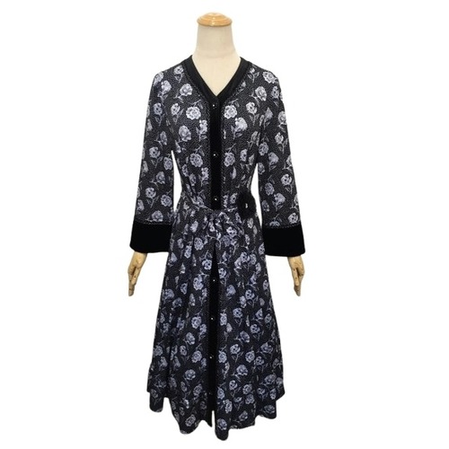 スーパービューティー ロングブラウス ベロア切替 花柄 ワンピース 2525001 ブラック 2025年秋冬 オーラボー 大人かわいい服 大人スタイル キレイメ Super Beauty レディース アパレル 女性 M L LL 30代 40代 50代 60代