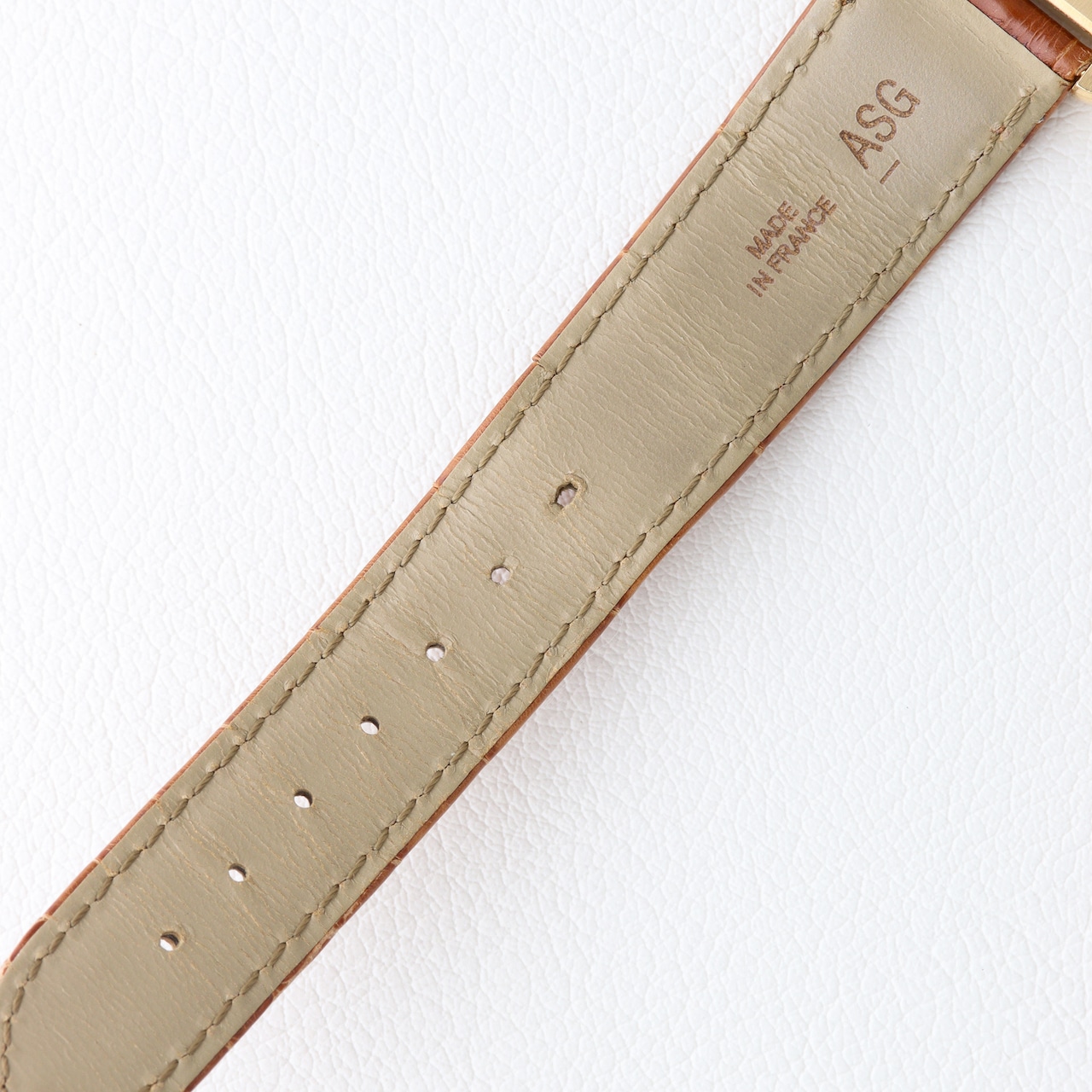 カルティエ タンクルイ LM クオーツ デイト付き