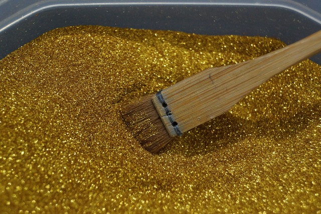 金彩屏風 / 白雅地に花束　螺鈿仕様