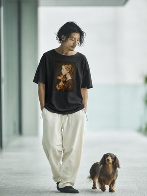 Dachshund Renaissance Girl Vintage Tee