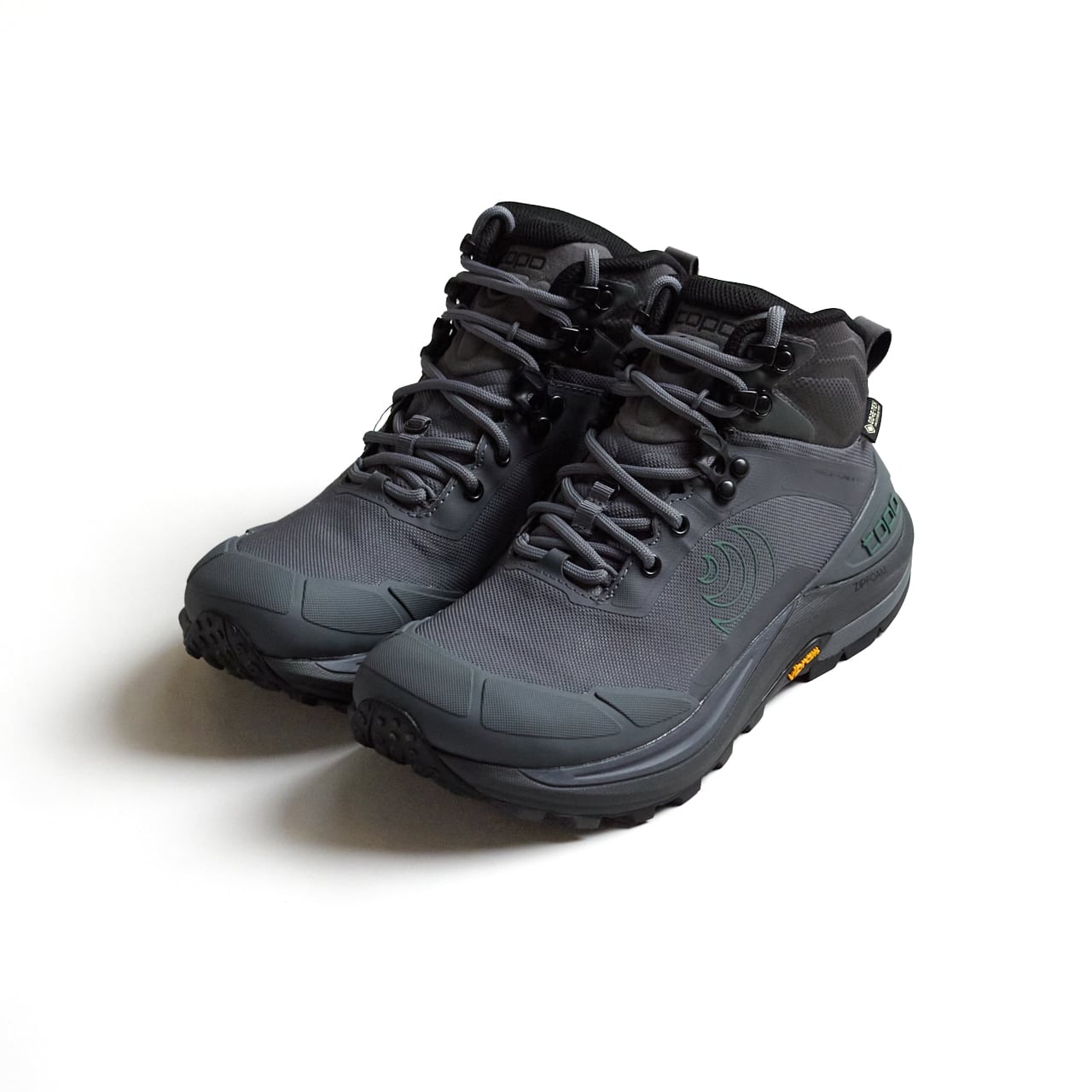 Topo Athletic(トポ アスレチック)TRAILVENTURE 3 GTX(トレイルベンチャー3 GTX)-Charcoal/Green(WOMEN)ウィメンズハイキングシューズ登山