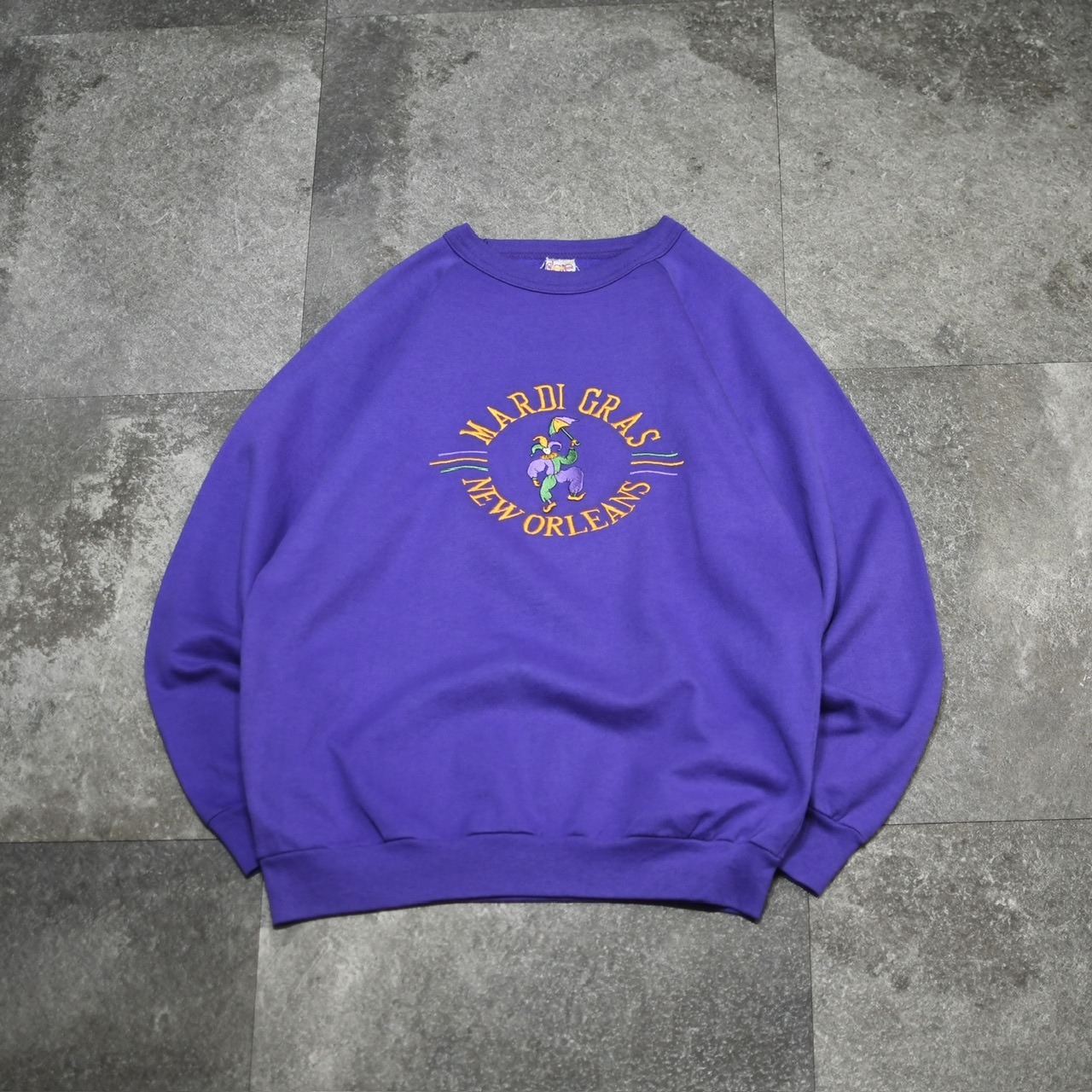 MARDI GRAS clown embroidery souvenir sweat