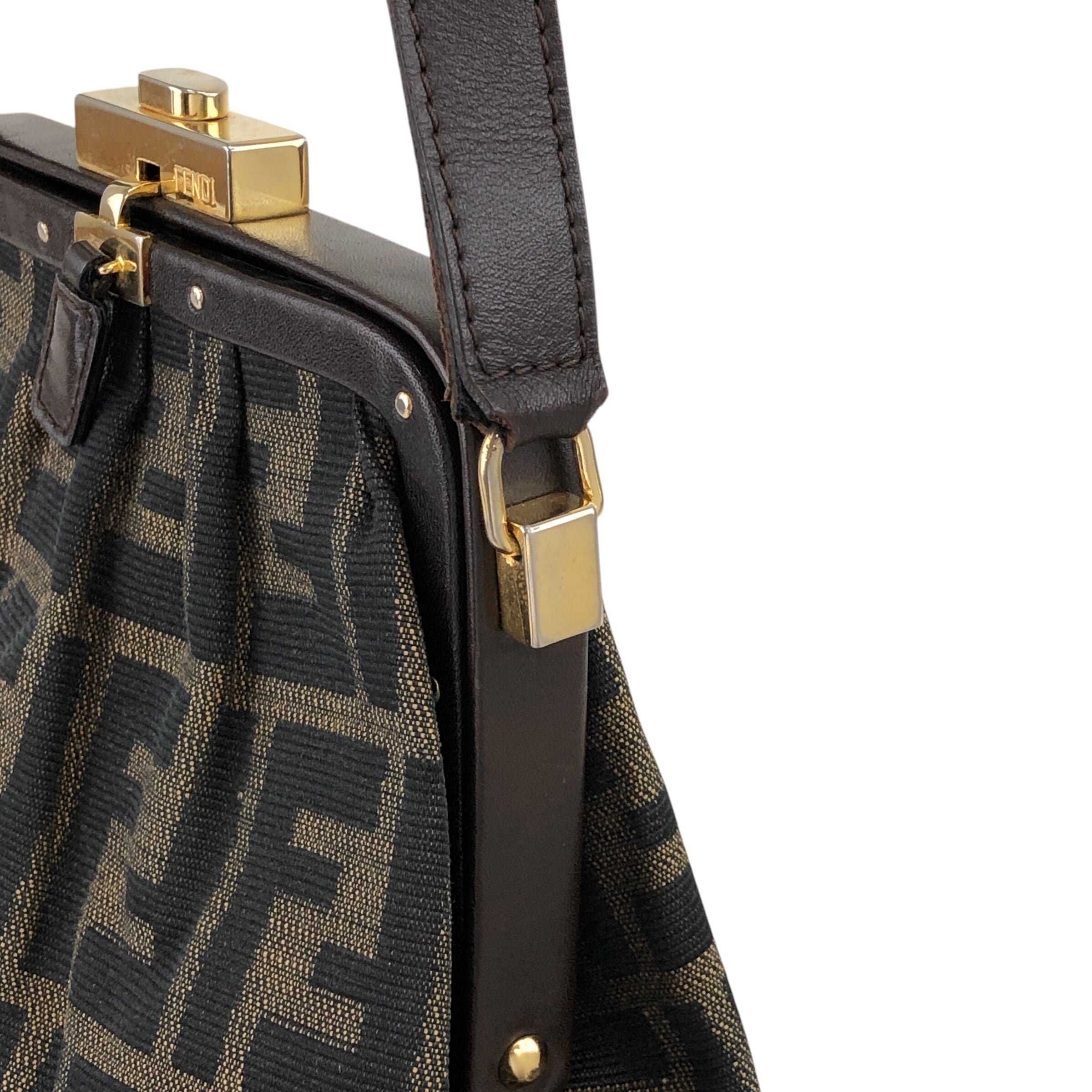 FENDI フェンディ ズッカ ショルダーバッグ ブラウン FF キャンバス