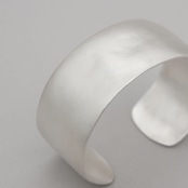 hatsuyuki 25mm (純銀) Bangle