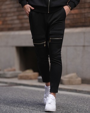 BELINDA CROSS CHARM FLAP SKINNY PANTS BLACK×GOLD【BB25036】