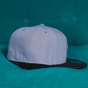 【gifthat別注】NEW ERA 59FIFTY/5950 TORJAYCO GRAY BLACK SEAGLASS