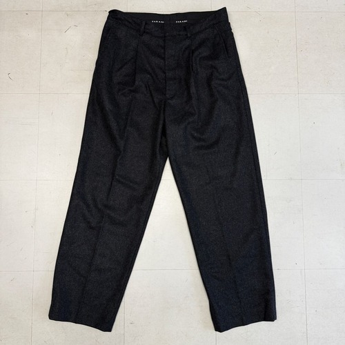 FARAH ファーラー One Tuck Side Adjustable Pants FR0302-M4001 ワンタックパンツ ダークグレー size 34-32　【中目黒A05】