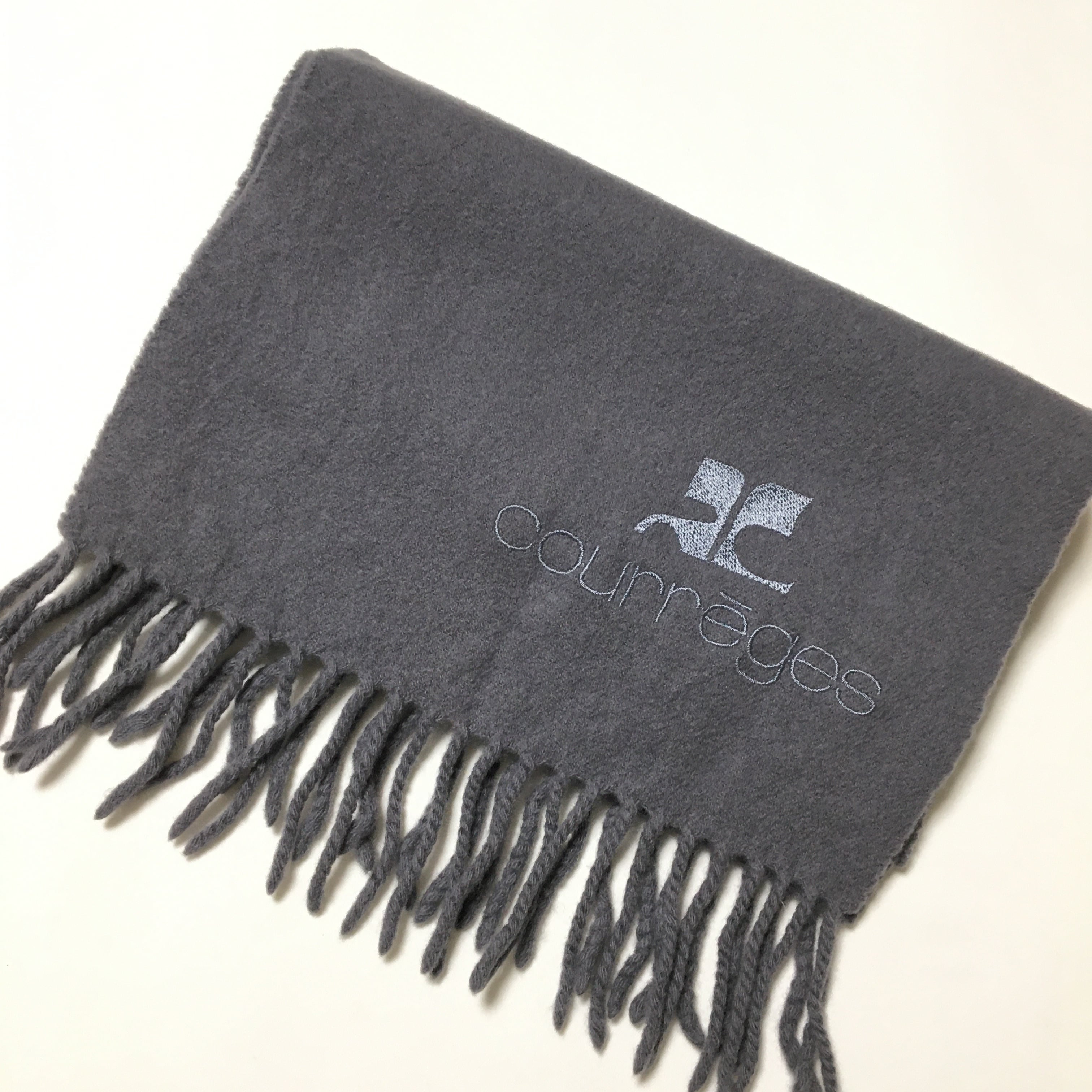 correges muffler クレージュ マフラー グレー | AKUBI -アクビ-