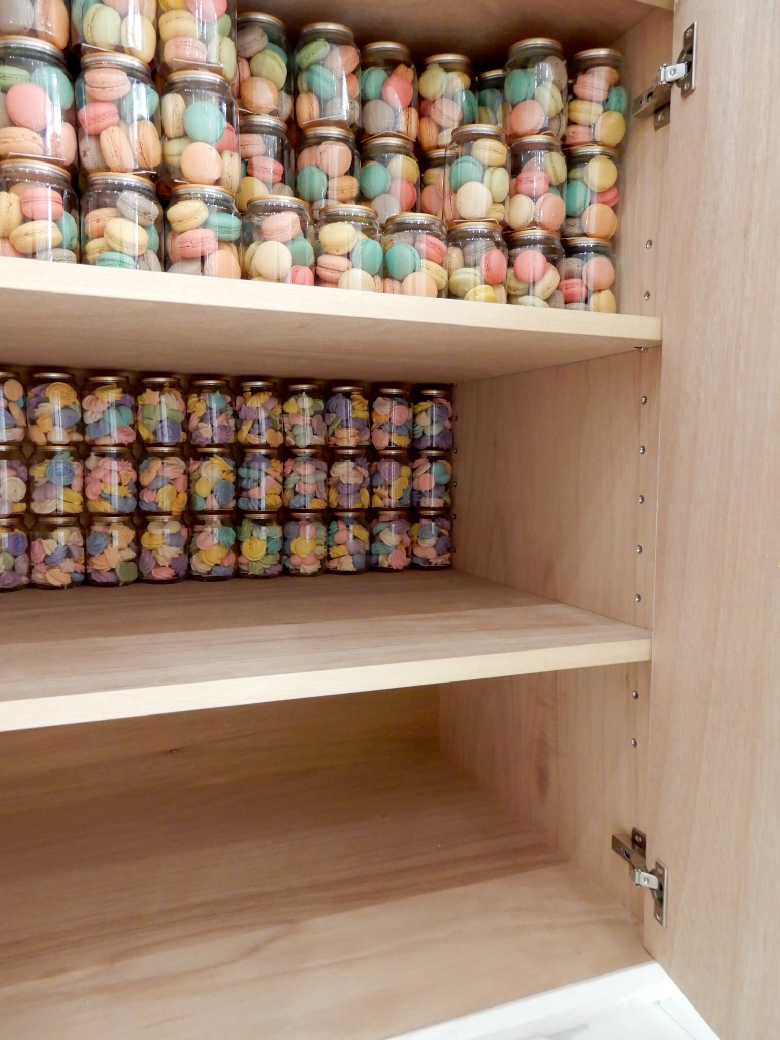 アンティークキャビネット　カフェ　店舗什器　ケーキ台 アンティークキャビネット カフェ 店舗什器 ケーキ台