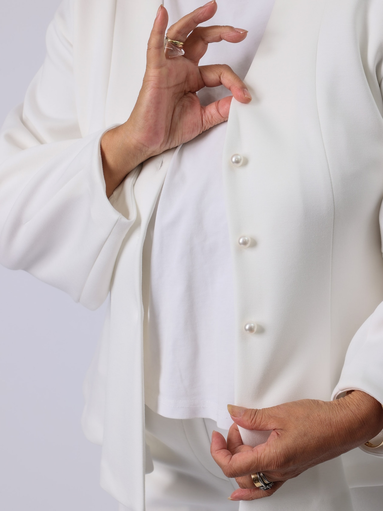 BEATRICE(ペプラムダンボール素材カーディガン)