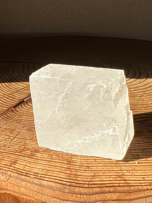 脈を打つオーラ【アウトレット】カルサイト アイス