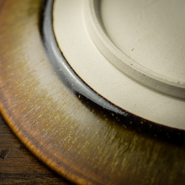 7寸リム皿 窯変蕎麦釉（中皿・メインディッシュ・パスタ皿） ／北側雄一