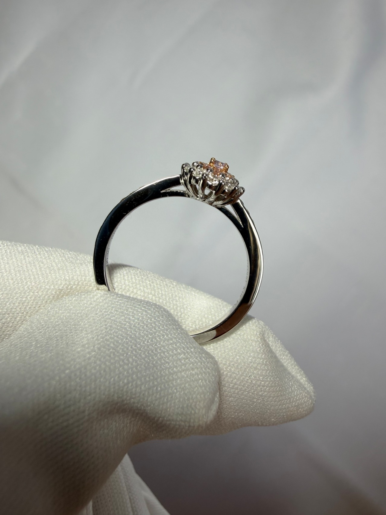 天然パープルダイヤモンド(0.053ct)リング/PT900・K18PG