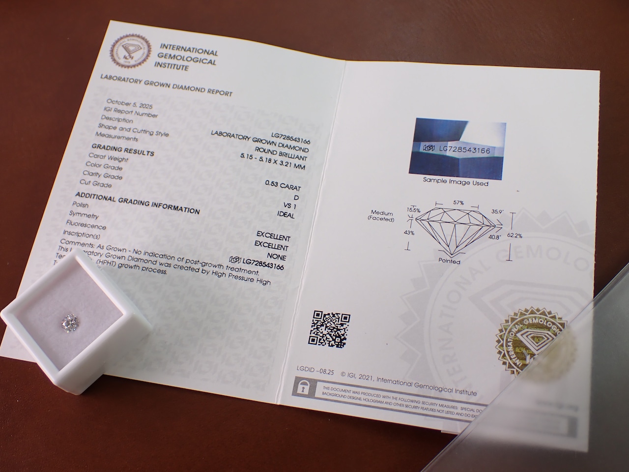 ラボグロウンダイヤモンド　0.53ct　D/VS1/ID　[D1‐10]