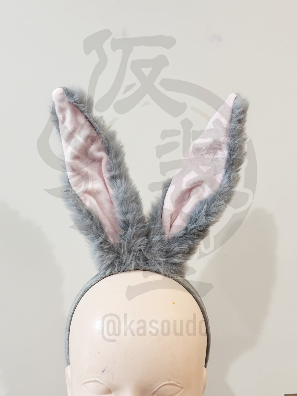 ウサギ耳カチューシャ+しっぽ
