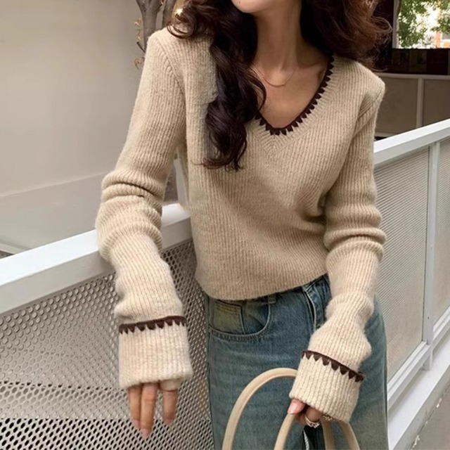 Vネック クロップド丈 ニット　M02624