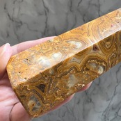 イエローレースアゲートタワー*0508*天然石ポイント*天然石インテリア*置き物