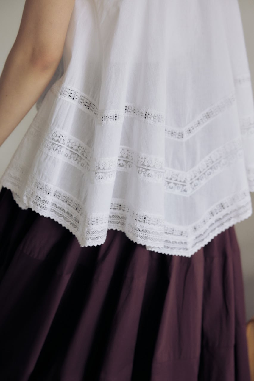予約商品》〔SGN08111〕バックスカーフノースリーブトップス | AAYUSHI