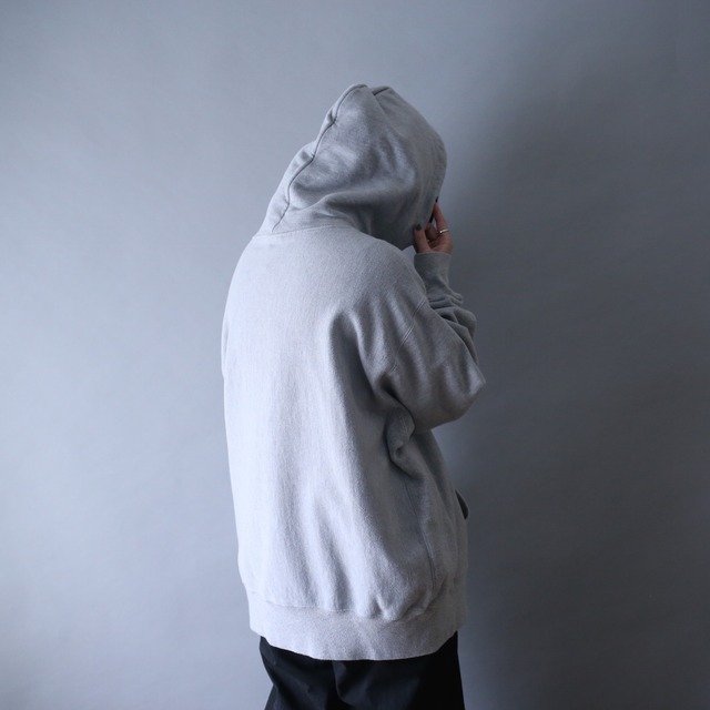 "Champion" front logo design over silhouette reverse wave sweat parka