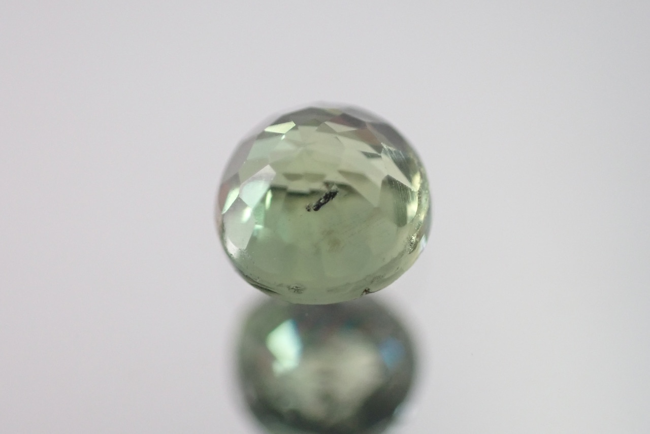 グリーンサファイア　0.43ct　[C1‐244]