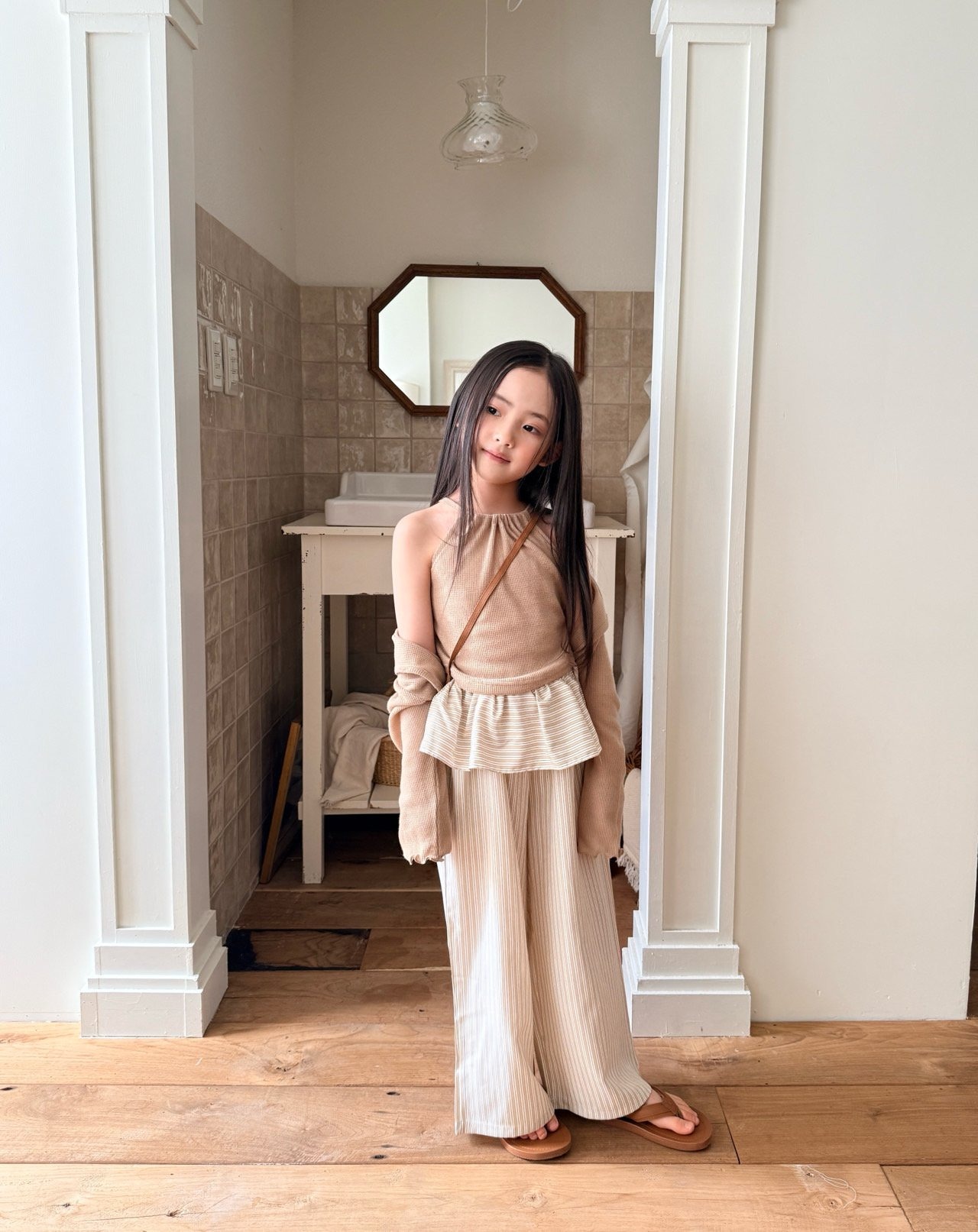 [COMMA] Halter Cardigan (Beige) / [콤마] 홀터가디건(베이지)