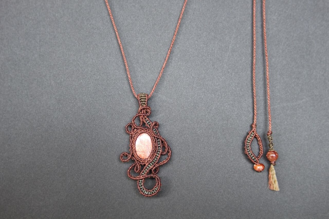 Sunstone micro macrame pendant