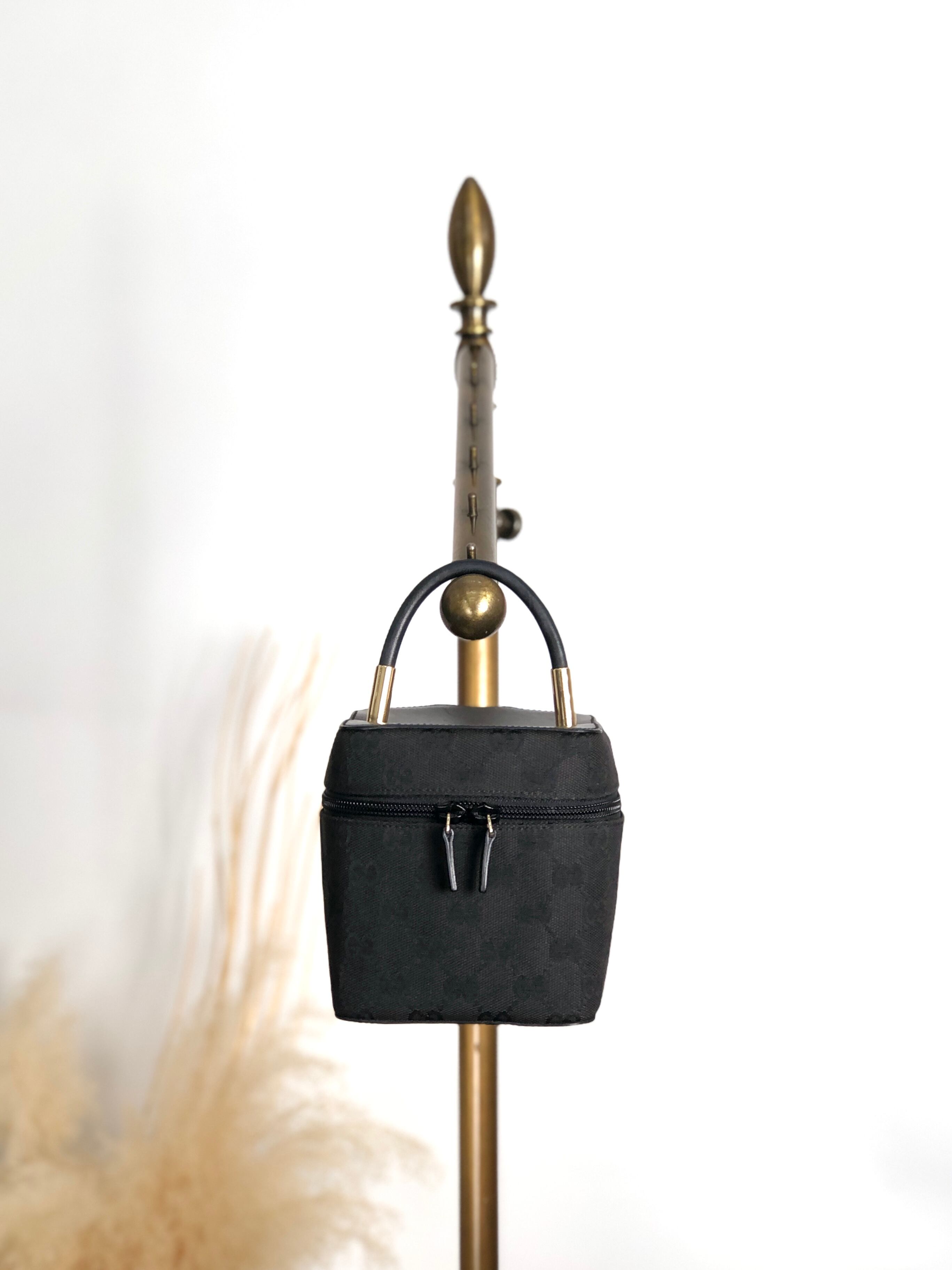 GUCCI グッチ GGキャンバス ハンドバッグ ブラック キャンバス ミニバッグ バニティバッグ vintage ヴィンテージ オールド menarj