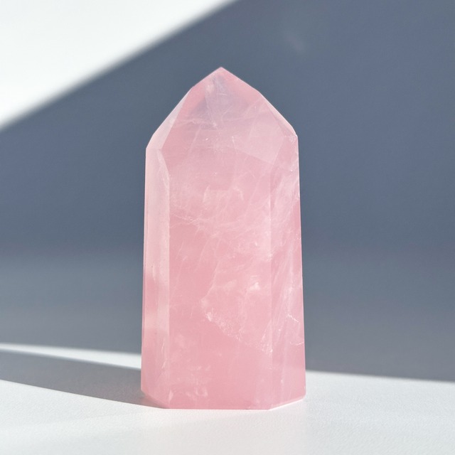 【高品質】バイーア産ローズクォーツ タワー93◇ Rose Quartz ◇天然石・鉱物・パワーストーン