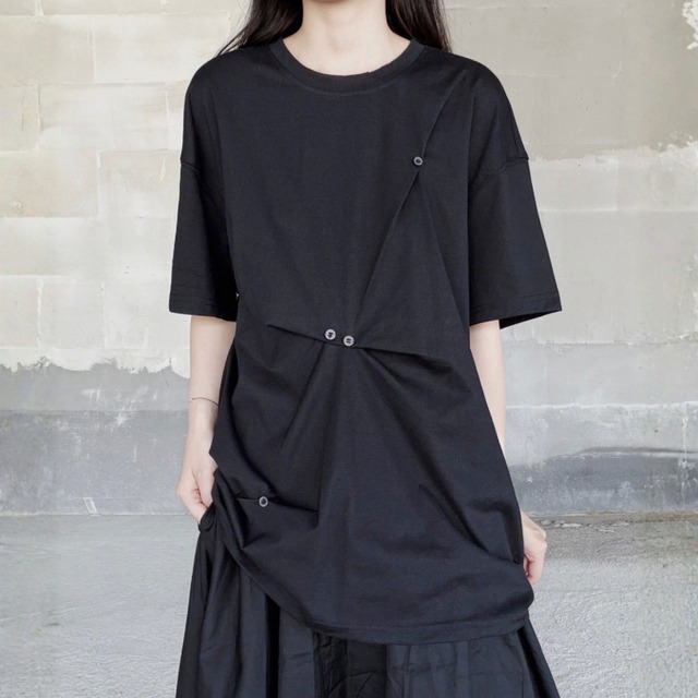 Asymmetric button draped t-shirt C1588