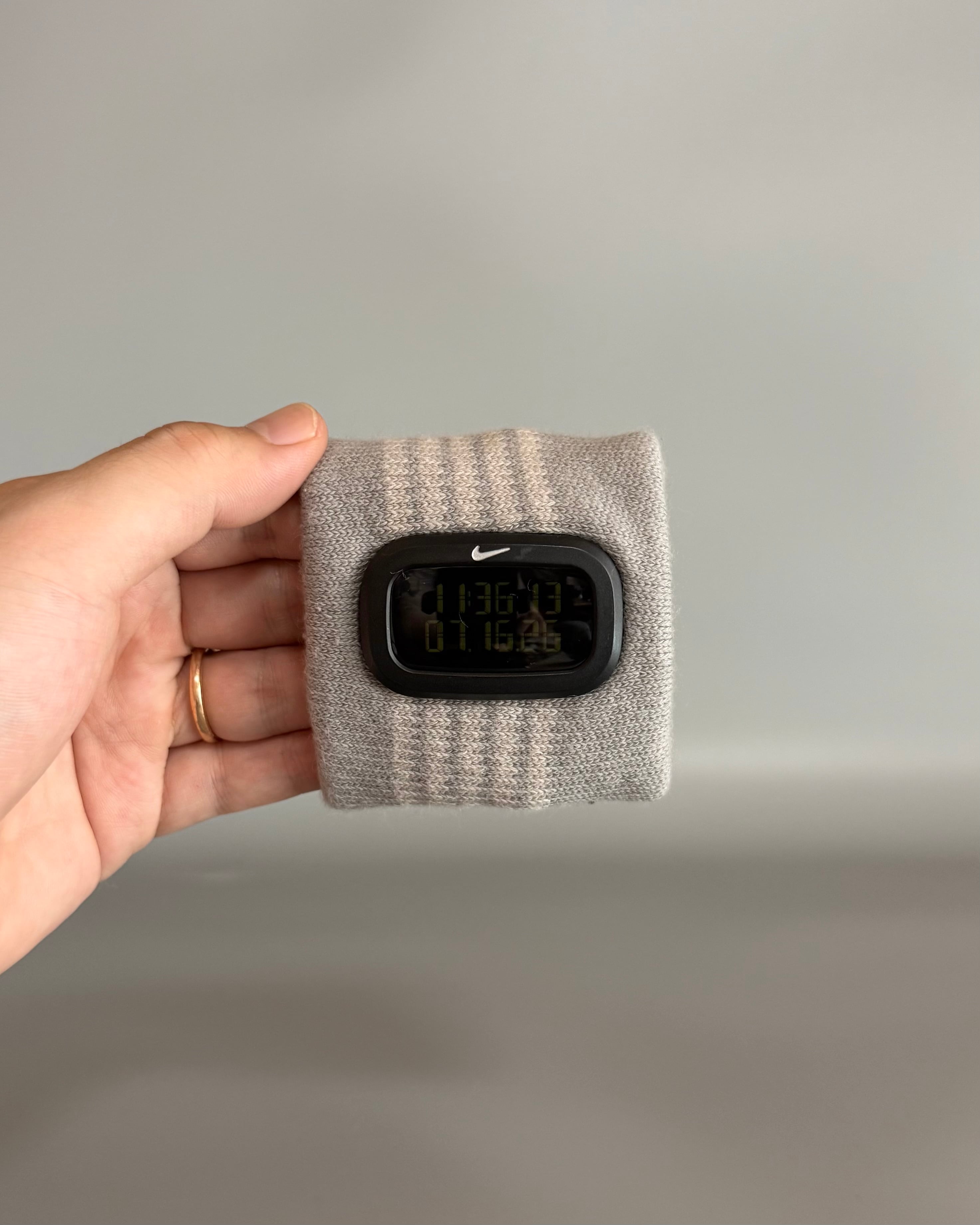 NIKE CUFF リストバンド型ウォッチ | GOOD ARCHIVE