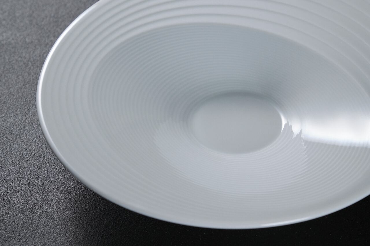 Vista Alegre オームーン ディープ ルナプレート φ20.0×H4.4cm 175cc