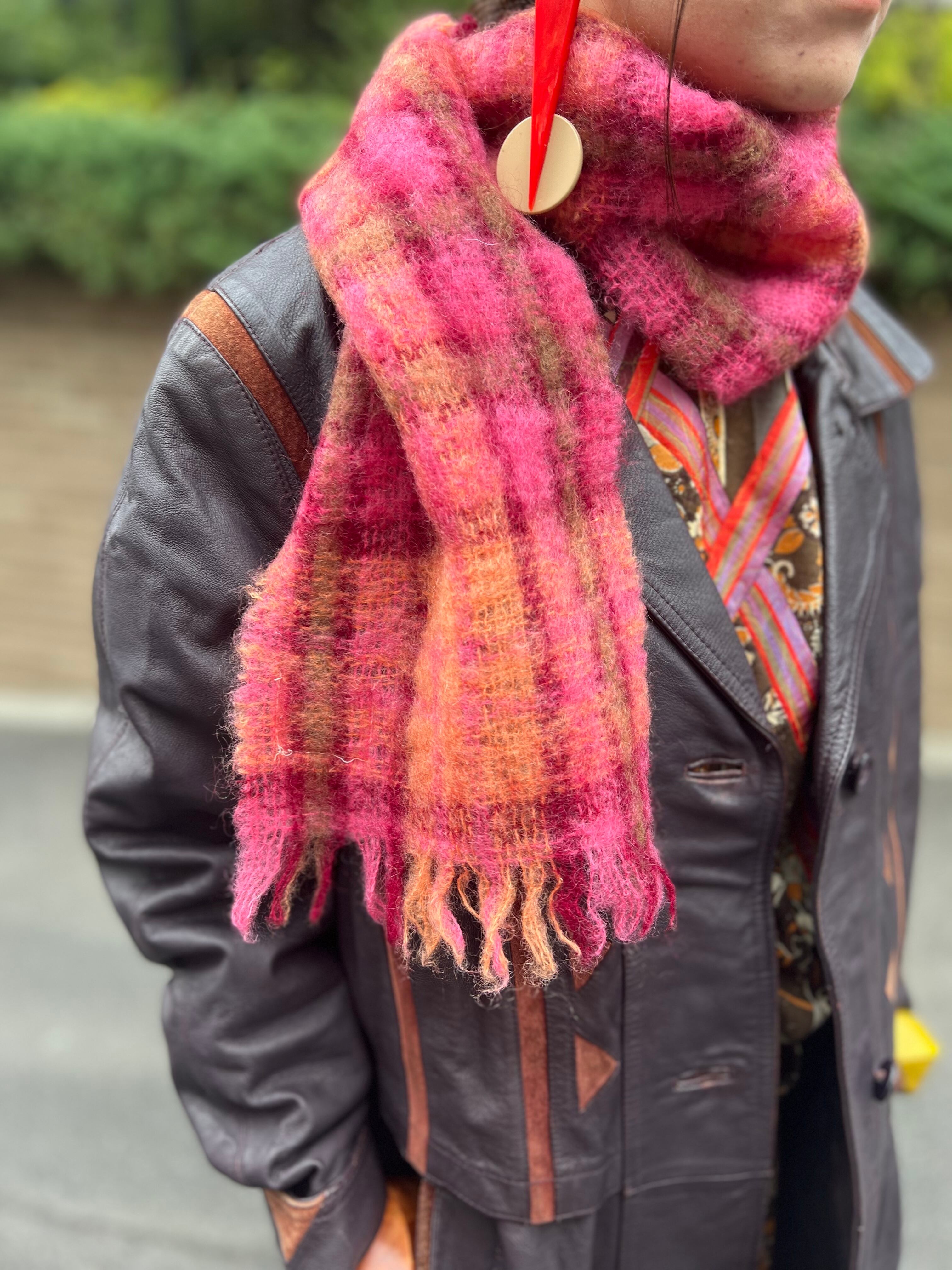 Vintage Scotland pink plaid mohair × wool muffler ( ヴィンテージ ...