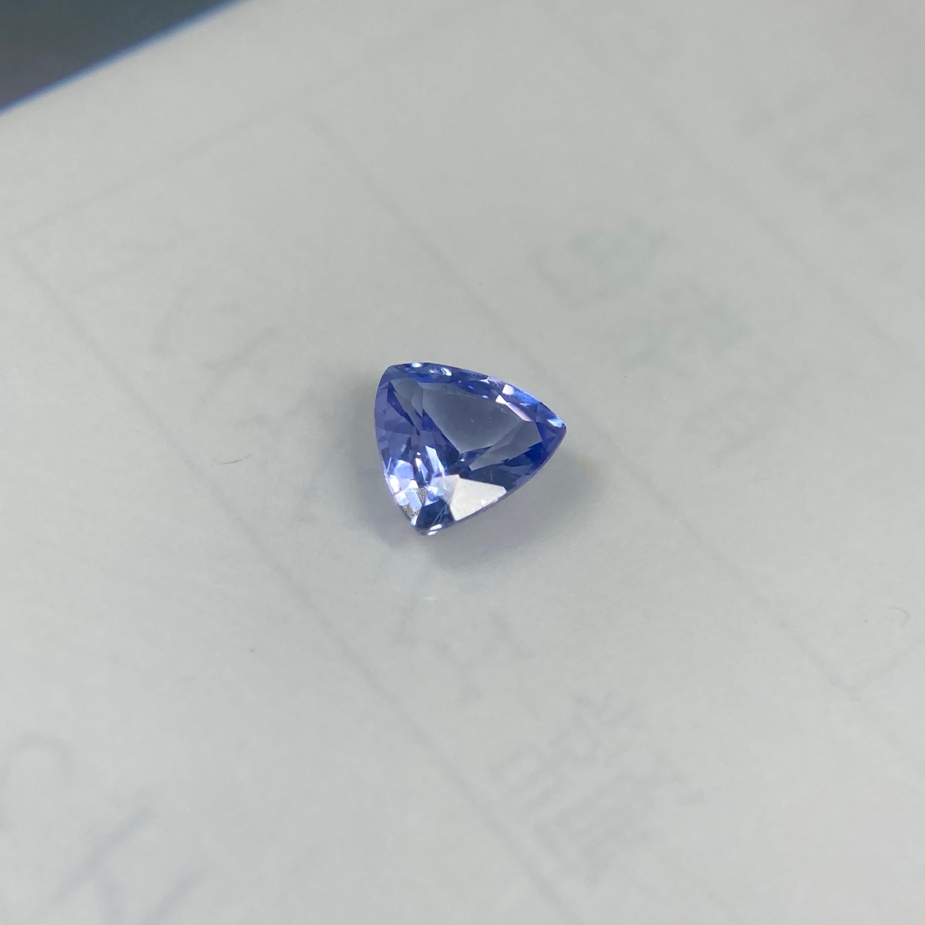 サファイア 0.331ct 青紫色 簡易ソーティング付き No.198 | 天然石と サファイア 0.331ct 青紫色 簡易ソーティング付き No.198 | 天然石と