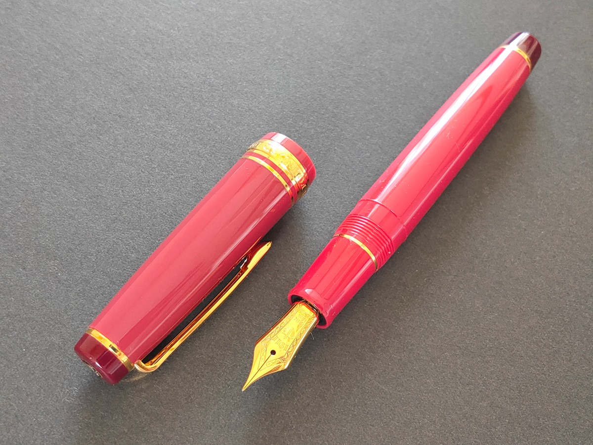 還暦万年筆 KAN - Pen and message. セーラー 万年筆 還暦万年筆 KAN 21k
