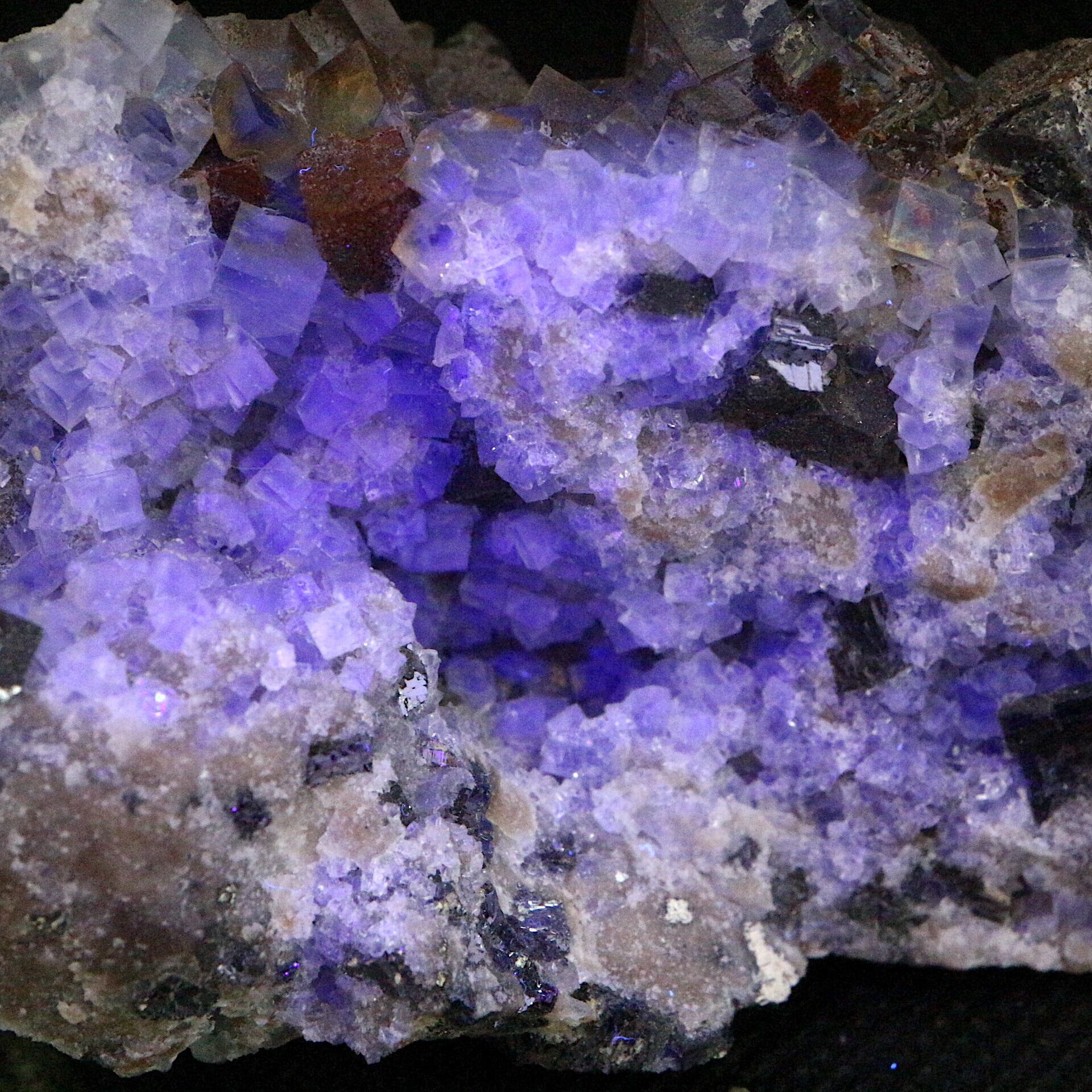 SALE※ ２鉱物共生！ フローライト + 硫酸鉛鉱 蛍石 ガレーナ 原石
