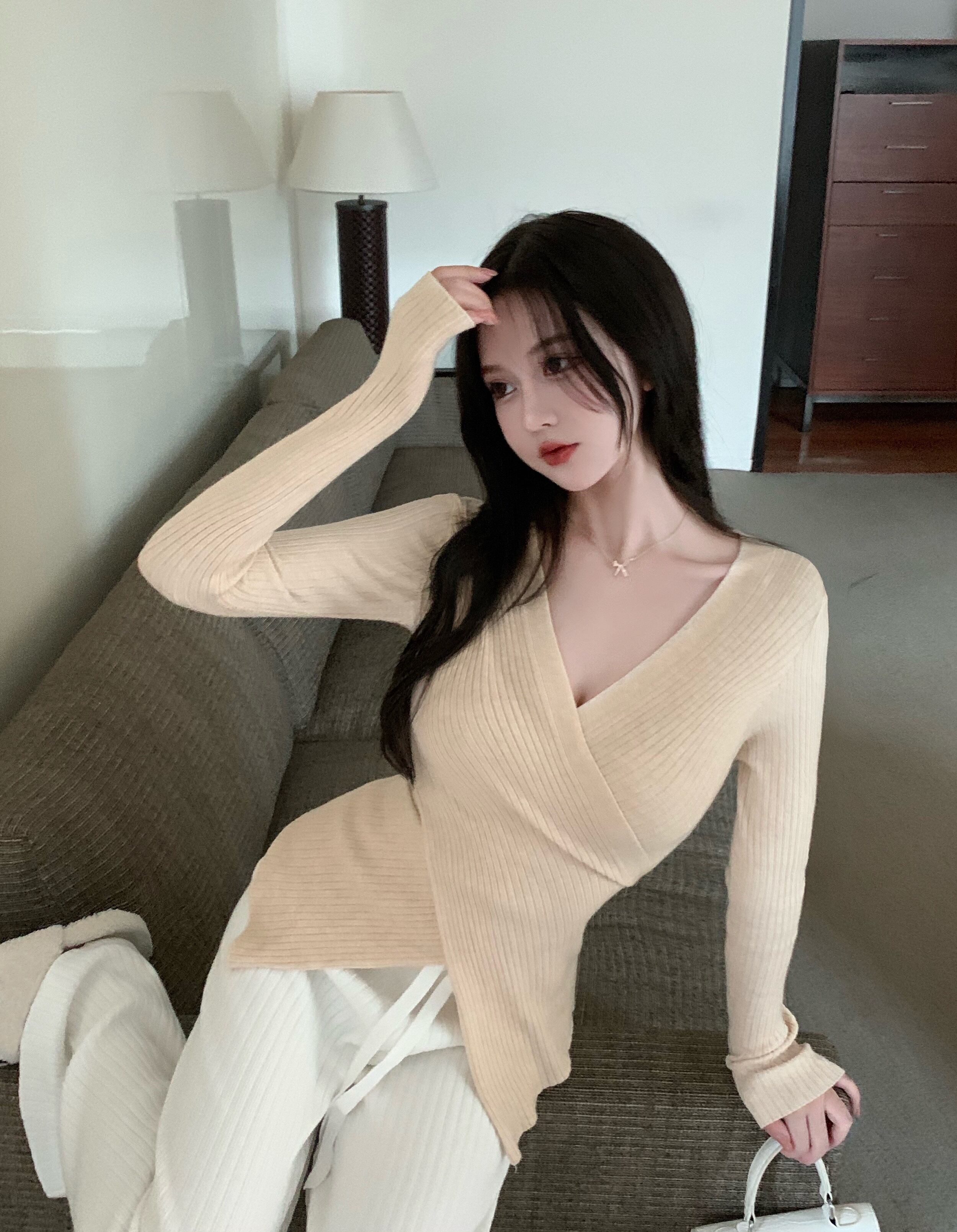 シャツ オータムセーター ショート ロング 秋物 ブラックストロベリース52381587010