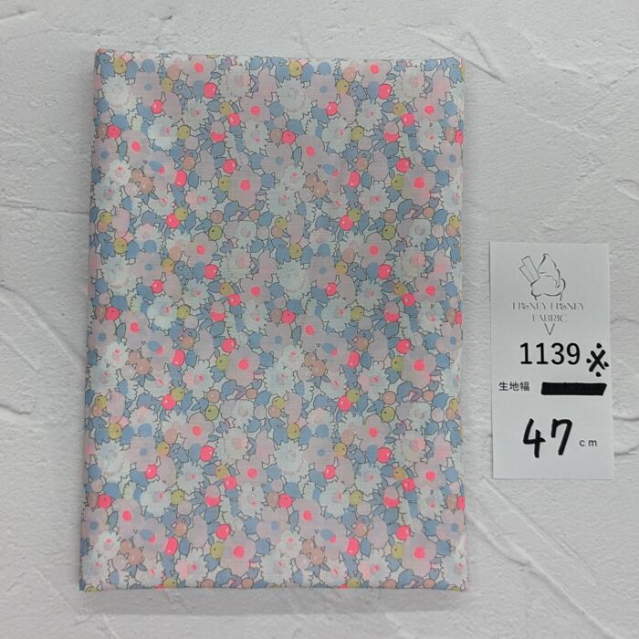 《1139》◆輸入 リバティ LIBERTY タナローン カットクロス ハギレ