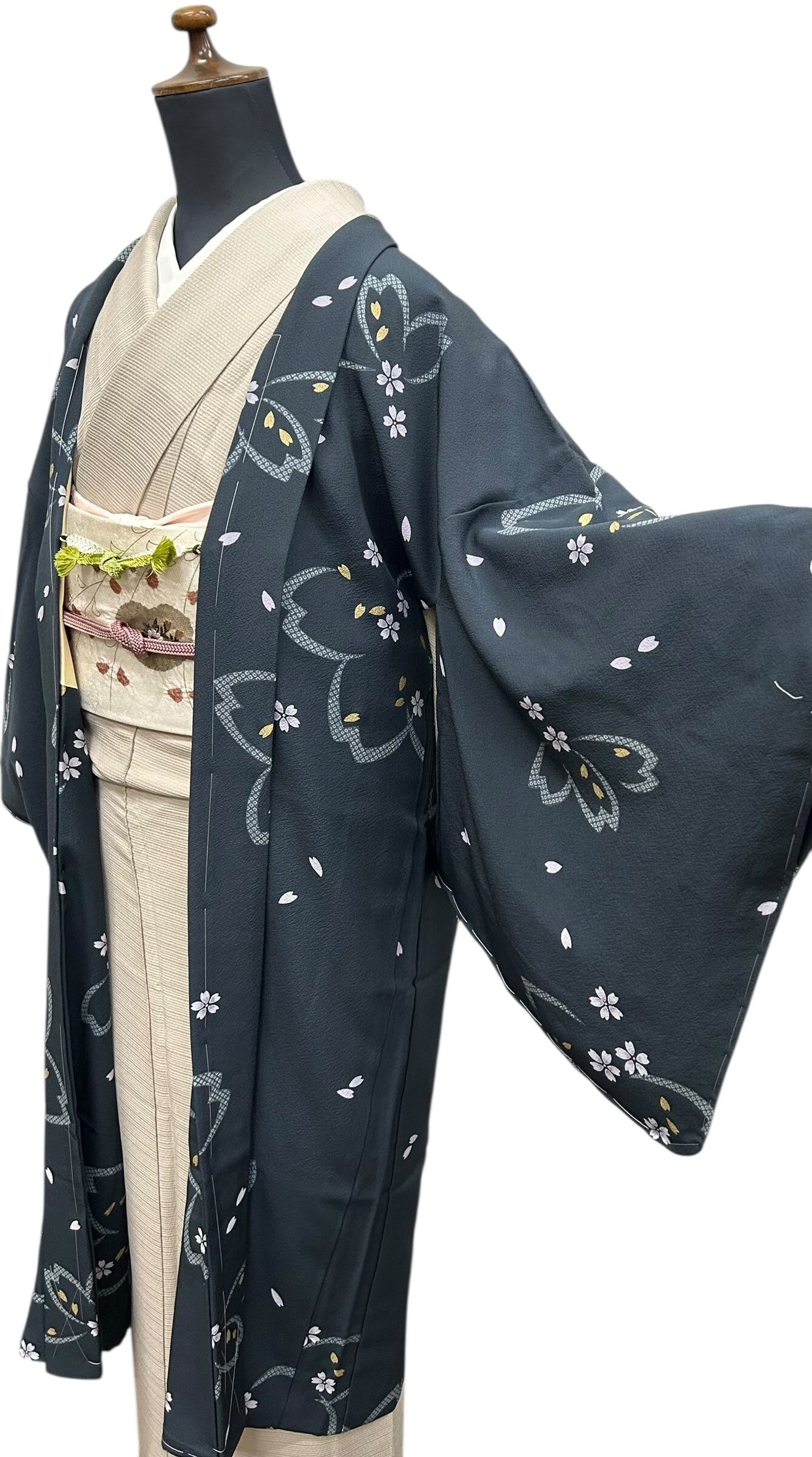 ロング丈羽織 百入茶色 桜柄 三松 裄丈 69㎝ K3725 | 着物 ひょうたん堂