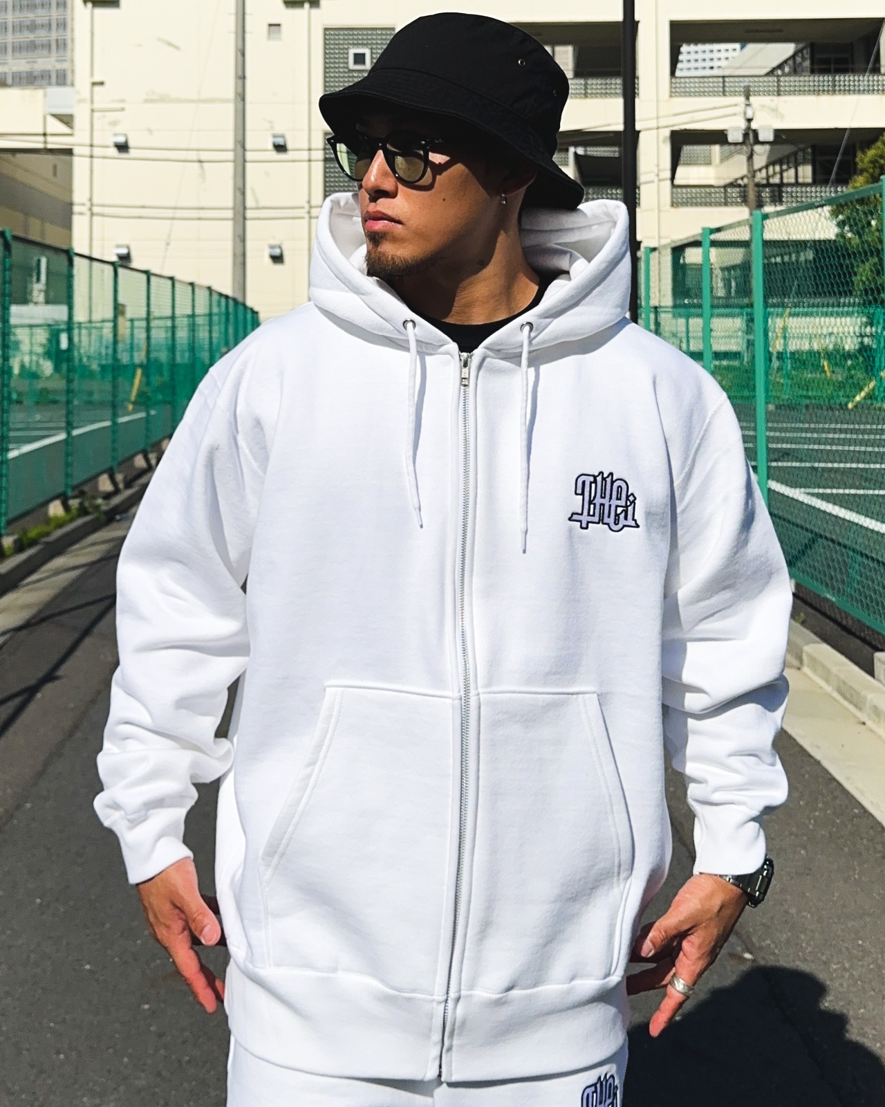 ARABIC-TYPE2 HEAVY WEIGHT ZIP UP SWEAT HOODIE - WHITE