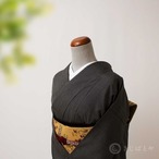 結城紬　深い墨色に縞の単衣