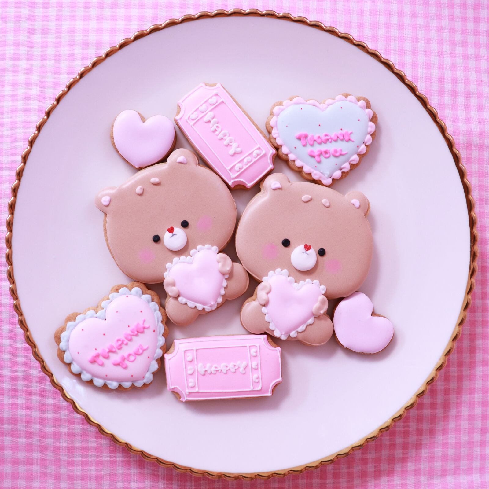 ハートのくまちゃんサンクスギフト アイシングクッキー デコレーションケーキ Momocream ハートのくまちゃんサンクスギフト アイシングクッキー デコレーションケーキ Momocream