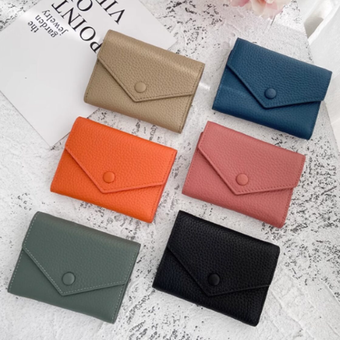 折り財布 カードケース 本革 財布 三つ折り コンパクト ウォレット 折り財布 ミニ カード コイン 折りたたみ財布 レディース 財布 三つ折り  コンパクト ウォレット カードケース カード入れ 小銭入れ コインケース ジッパー 牛革 レザー きれいめ エレガント ミニ財布 ...