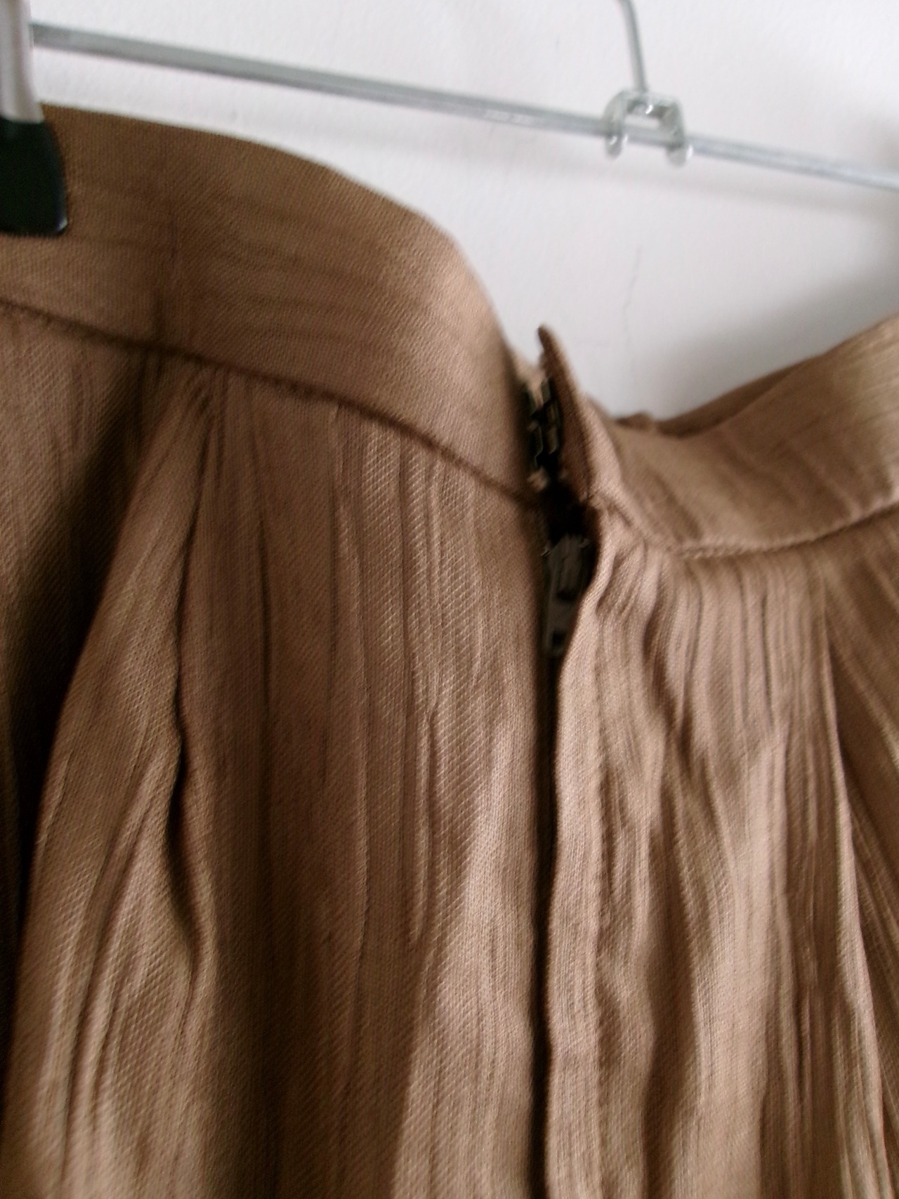 Creased design flare skirt